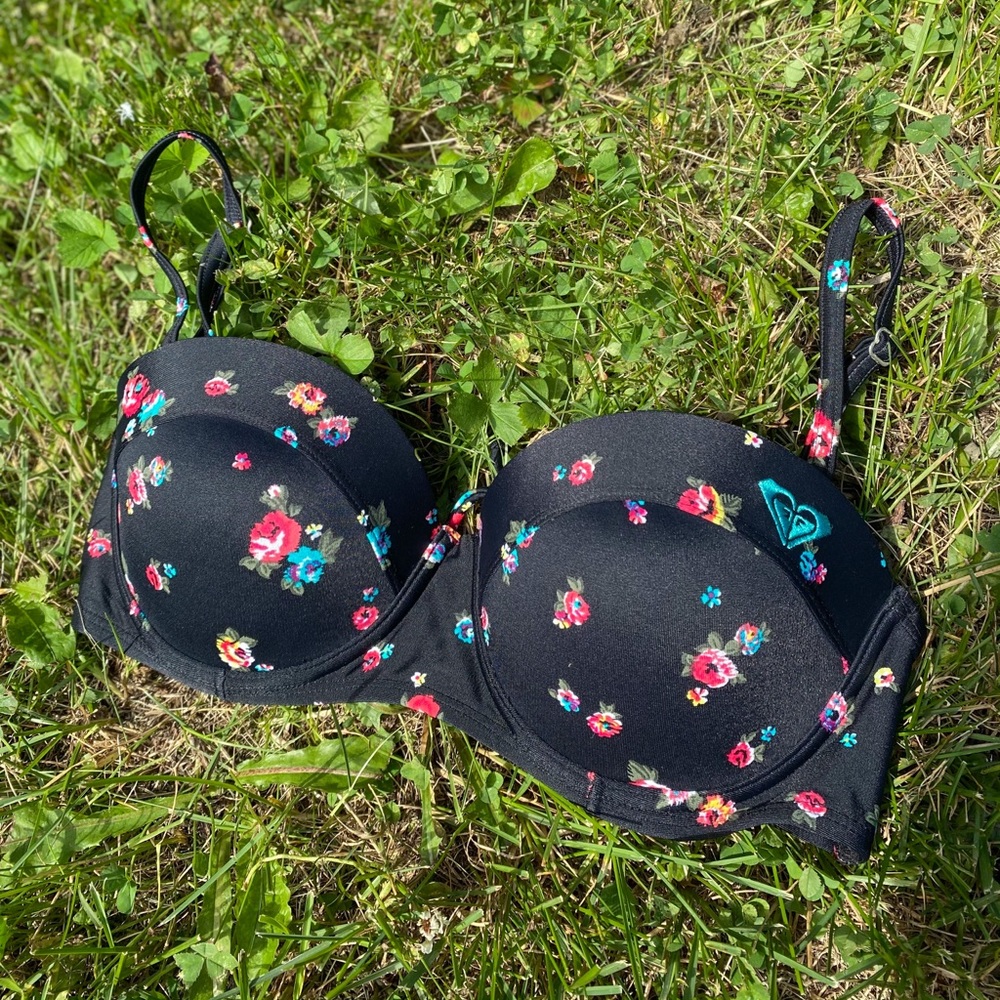 Roxy bikini top